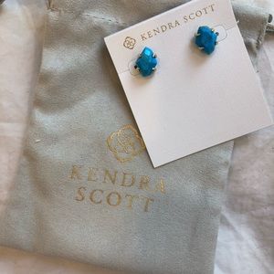 Kendra Scott Inaiyah Gold Stud Earrings in Aqua